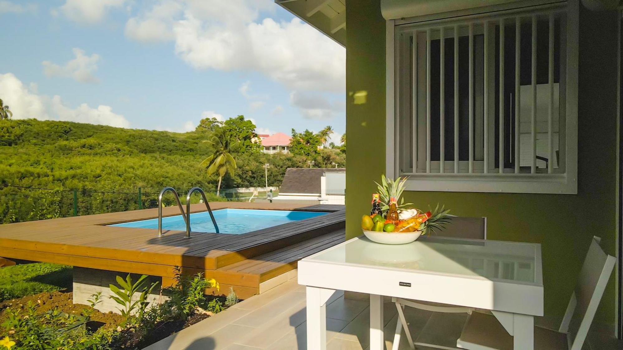 Studio Avec Piscine, A 3 Minutes A Pied Des Plages Sainte-Anne  Exterior photo